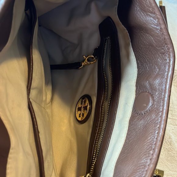 Tory Burch Amanda hobo bag, dark brown leather, great condition - Picture 10 of 16